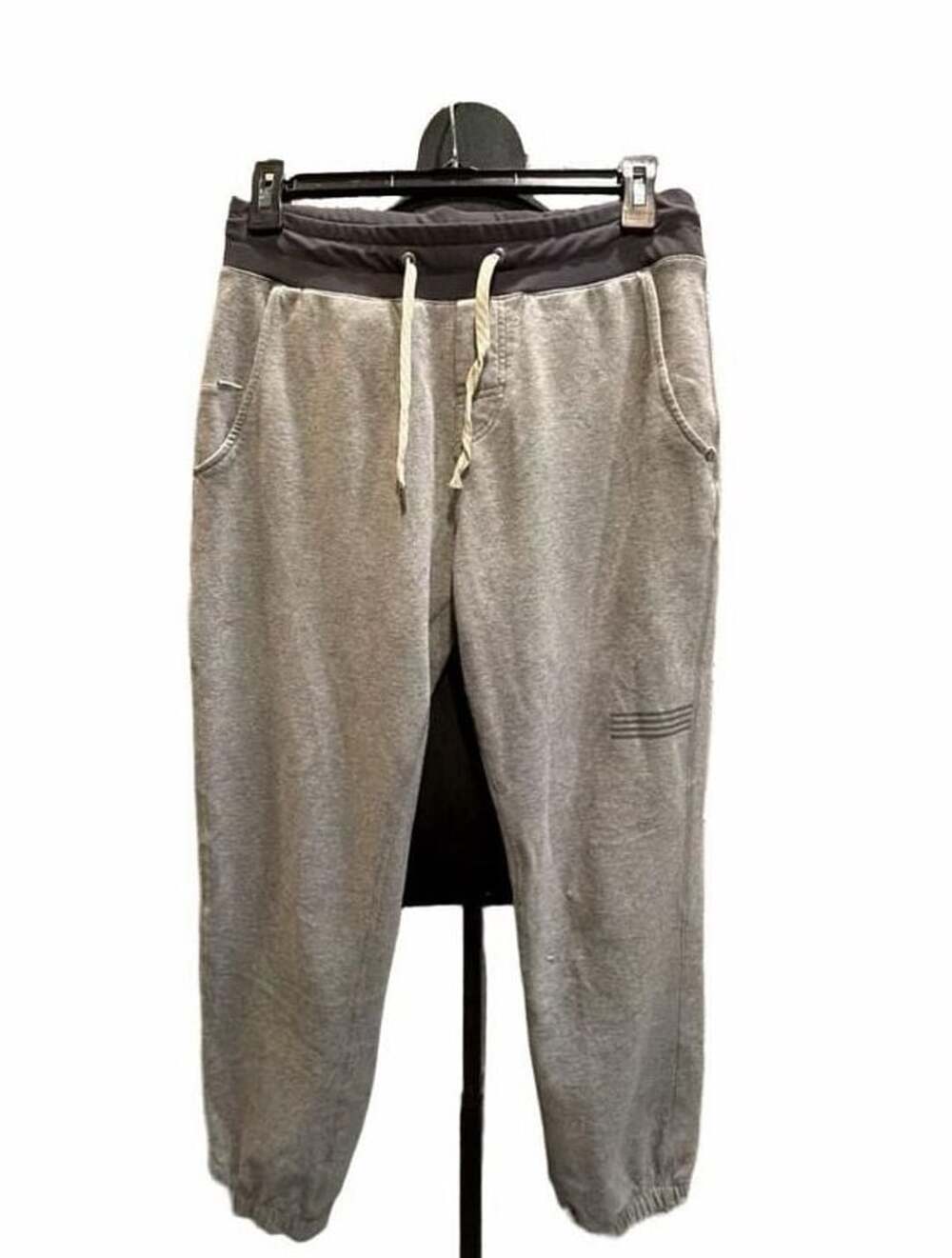 843 Vuori French Terry Joggers Grey